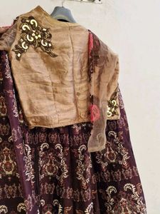 Elegant Patterned Ethnic Skirt And Blouse
