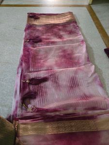 Beautiful Purple shibori style Saree with blouse