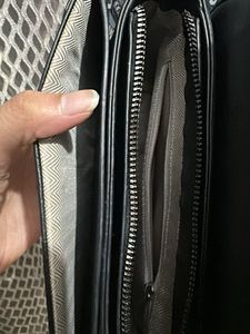 Chic Two-Tone Handbag