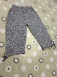 Floral Print Capri