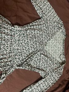 Stylish Geometric Print Wrap Dress