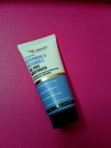 Dr. Sheth's Ceramide and vitamin c Moisturiser