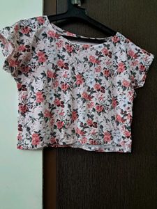Floral Print Crop Top