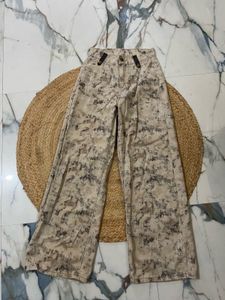 Stylish Wide-Leg Marble Print Pants