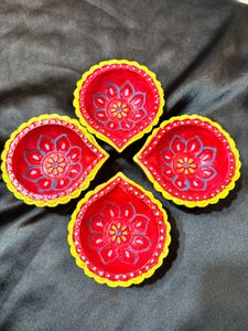 Set of 4 Decorative Diyas