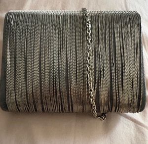 Trendy Chain Shoulder Bag with Fringe