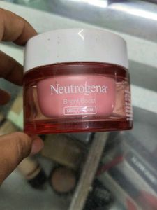 Neutrogena Bright Boost Gel Cream