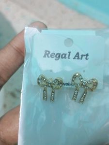 Regal Art Bow Stud Earrings