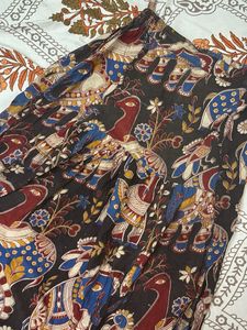 Kalamkari print maxi skirt by Taavi
