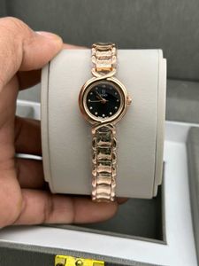 FENDI PREMIUM QUALITY LADIES WATCH@SALE