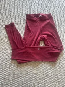 Alo Ribbed Maroon Leggings