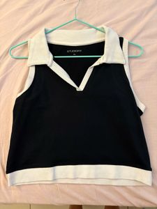 Sleeveless Collared Crop Top