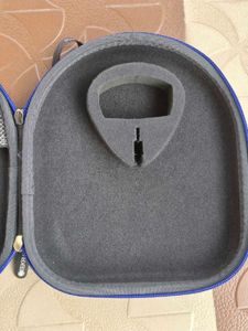 Geekria Shield Headphones Case (Blue) – like new