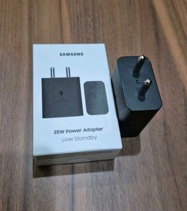 SAMSUNG 25W Type-C Super Fast Charging Adapter