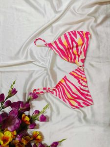 🇳🇿💫🎀Stylish Pink Zebra Print Bikini Top