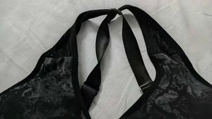 Stylish Black Sports Bra