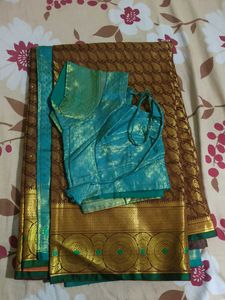 Elegant Brown &amp; Gold Kanjeevaram Silk Saree