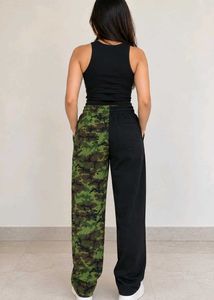 Unique Camo &amp; Black Split Pants