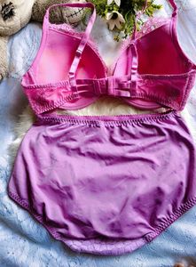 brand New humkemoller lingerie set 👍