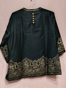 Elegant Dark Green Embroidered Kurta