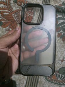 iPhone 16 pro Case with Kickstand
