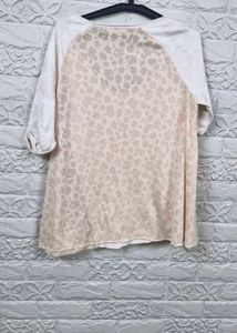 Comfy Beige Leopard Print T-shirt