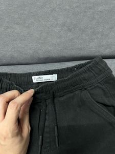 Zudio Kids Black Cargo Jeans