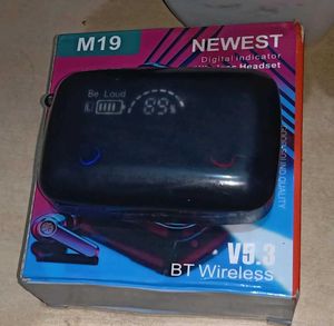 M19 TWS Bluetooth Earbuds (Check Defect)