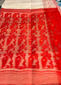 Red &amp; White Dhakai Jamdani Saree