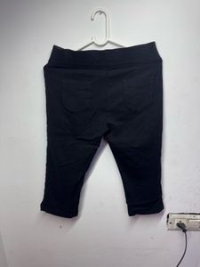 Black Capri Pants