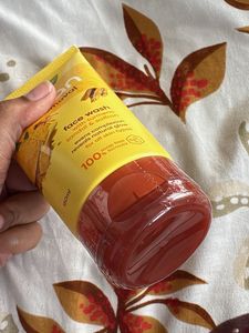 Joy Ubtan Tan Removal Face Wash