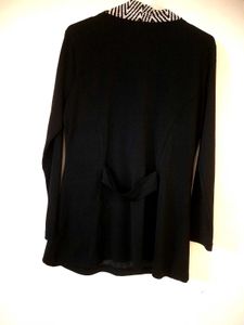 Chic Black Cardigan with Scarf style