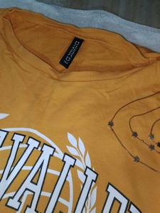 Cropped H&amp;m Sweatshirt + 1 New Necklace