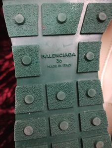 Original Balenciaga Race Runner Sneakers
