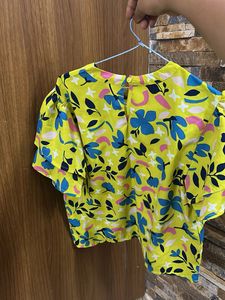 Vibrant Floral Print Flutter Sleeve Top