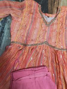Embellished Crape Kurta with pant