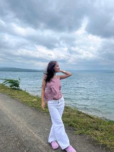 white wide jeans