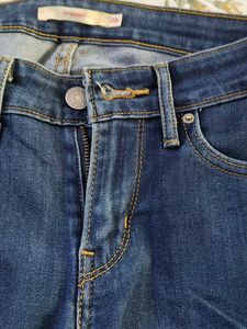 Levi's Jeans - Classic Blue Denim