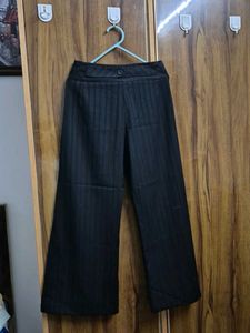 Chic Striped Wide-Leg Pants