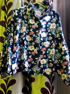 Floral Print Crop Shirt