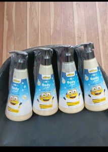 plum Minions banana body wash (*4)