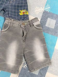Boys And Girls Shorts 😍