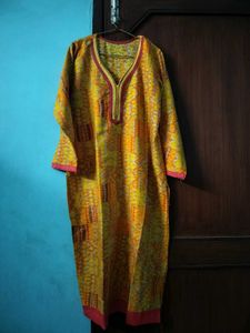 Beautiful Cotton Kurti In Yellow 💛 Colour