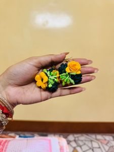 Yellow &amp; Green Floral Jewellery Set