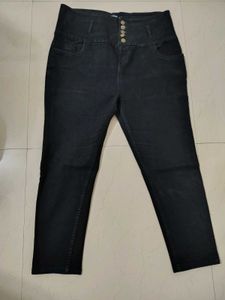 Slim Fit, High-Waisted Black Jeans