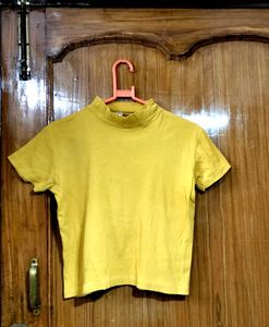 Mustard Yellow Mock Neck T-Shirt🌻