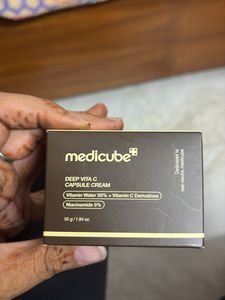 Medicube Deep Vita C Capsule Cream