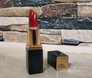 Estee Lauder Luxurious Mini Lipstick 💄