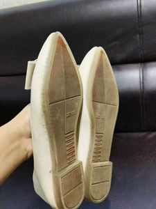 Elegant Beige Ballet Flats with Buckle