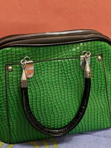 Vibrant Green Textured Handbag